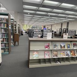 Mobile Public Libraries - Monte L Moorer Branch