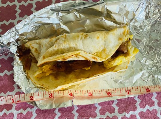 Bella's Tacos: A Review of the Mobile Culinary Experience