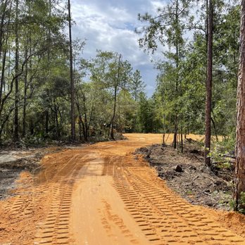 Southeast Land Clearing - Building a new driveway - Landscaping Near Me - Milton, Florida Southeast Land Clearing - Building a new driveway - Landscaping Near Me - Milton, Florida