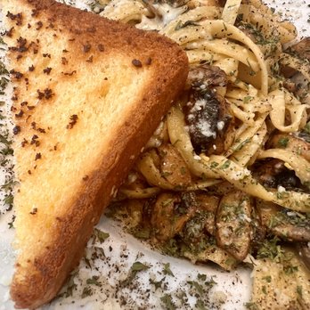 Utopia Caffe - Cacio E Pepe - Breakfast & Brunch Near Me - Tustin, California
