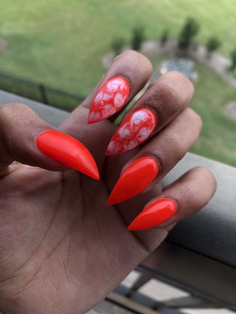 Coco Chanails Logo