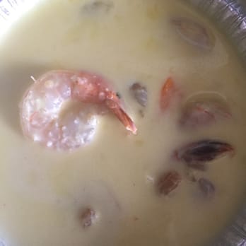 Eat at Mia's - Disgusting! Undercooked Shrimp and this is NOT what Korma looks like! - Indian Near Me - Ottawa, Ontario