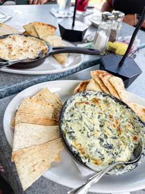 Beaufort Grocery by null