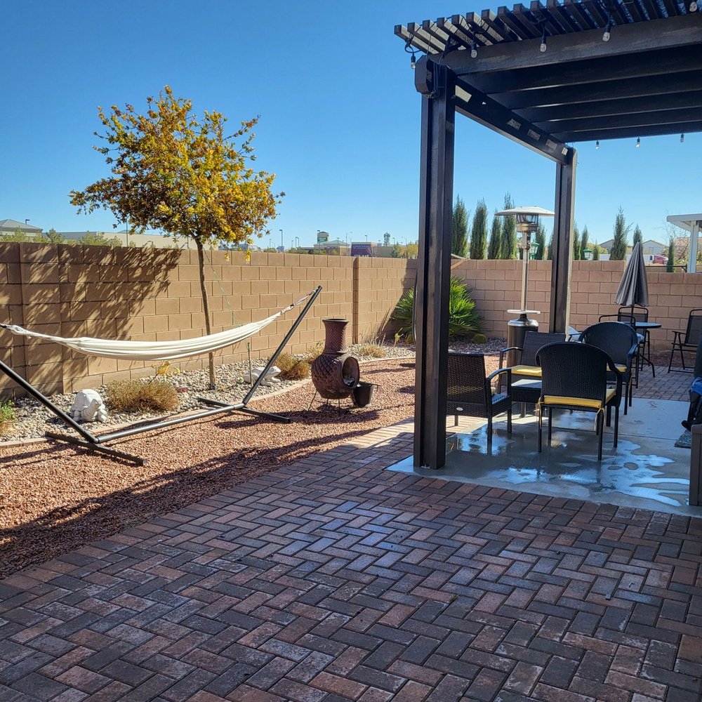 Crystal Cove Pool & Spa - Pool & Hot Tub Service Near Me - Las Vegas, Nevada