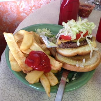 Kocina De Raphael - Kids hamburger meal - Mexican Near Me - Las Vegas, New Mexico Kocina De Raphael - Kids hamburger meal - Mexican Near Me - Las Vegas, New Mexico