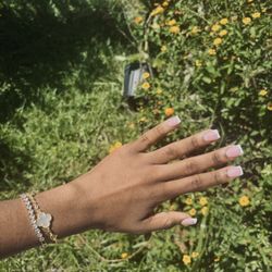 Ombre Nails - Very good, Henry is very good.