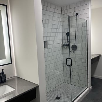 Hotel Indigo Spokane Downtown - Bathroom - Hotels Near Me - Spokane, Washington