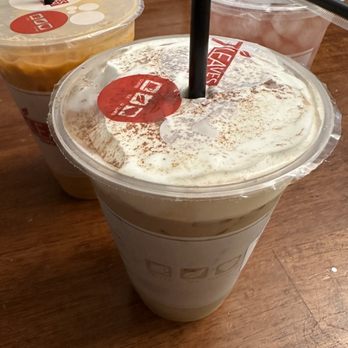 7 Leaves Cafe - Coffee & Tea Near Me - Lynwood, California