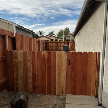 Fence Lifts - Removable dog gate and fence - Fences & Gates Near Me - Roseville, California