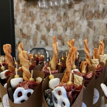 Dallas Charcuterie Lab - Salon opening
Charcuterie cups - Caterers Near Me Dallas Charcuterie Lab - Salon opening
Charcuterie cups - Caterers Near Me