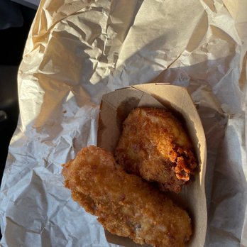 Newman's Fish - Two piece cod at Newmans. Seriously not worth $5.00 when did they stop serving healthy pieces? - Seafood Near Me - Eugene, Oregon