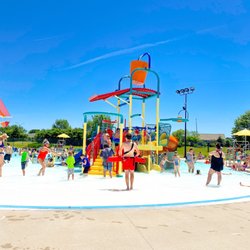 Valley View Aquatic Center - Water playground