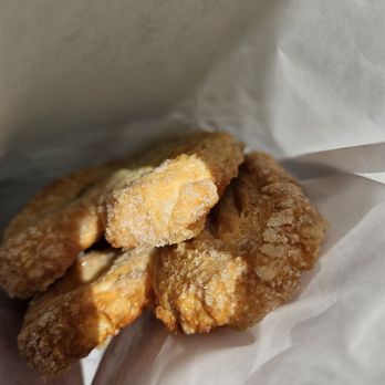 Candle Light Bakery - Elephant ears that taste like they are store bought - Bakeries Near Me - Norwalk, California