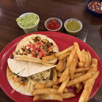 Blue Cactus Cantina - Mexican Near Me - Commerce Charter Township, Michigan
