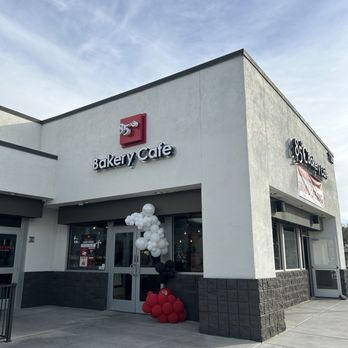 85°C Bakery Cafe-Arrowhead Ranch - Bakeries Near Me - Glendale, Arizona