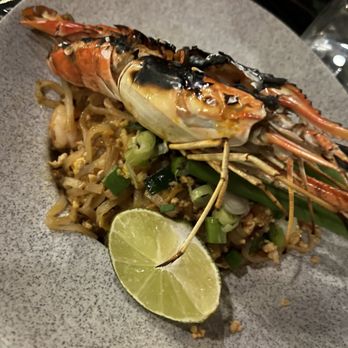 Pamika Thai - Thai Near Me - Montreal, Quebec Pamika Thai - Thai Near Me - Montreal, Quebec