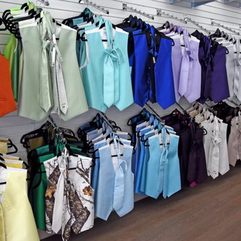 Edith's Formal Wear - Vests - Women's Clothing Near Me - Fond du Lac, Wisconsin Edith's Formal Wear - Vests - Women's Clothing Near Me - Fond du Lac, Wisconsin
