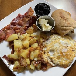 Locally Nourished - Breakfast Plate with over-medium eggs add bacon @ Locally Nourished.