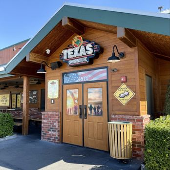 Texas Roadhouse - Entrance - Steakhouses Near Me - Irving, Texas Texas Roadhouse - Entrance - Steakhouses Near Me - Irving, Texas