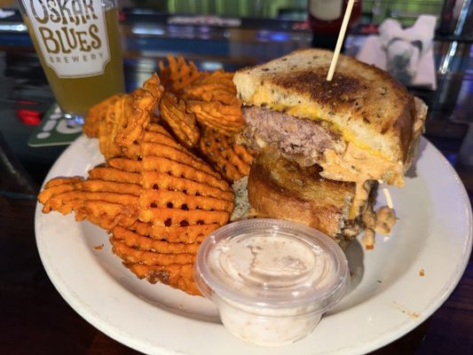 Kelley's Tavern and Grill by null