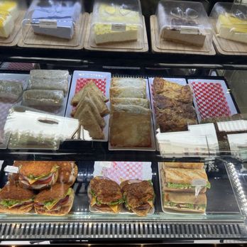Wick's Café - Cafes Near Me - Vancouver, British Columbia