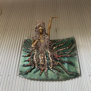 Saint Arnold Brewing Company - Decor - Brewpubs Near Me - Houston, Texas Saint Arnold Brewing Company - Decor - Brewpubs Near Me - Houston, Texas