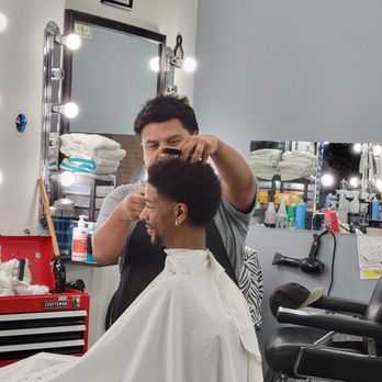 Midtown Barbers - AB taking care of business - Barbers Near Me - Los Angeles, California Midtown Barbers - AB taking care of business - Barbers Near Me - Los Angeles, California