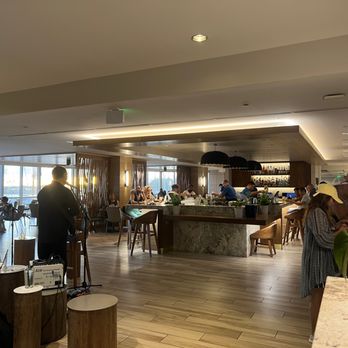 Prince Waikiki - 100 Sails Restaurant - Hotels Near Me - Honolulu, Hawaii