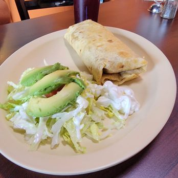 Casa Calderon - Bean ans cheese burrito - Mexican Near Me - San Gabriel, California