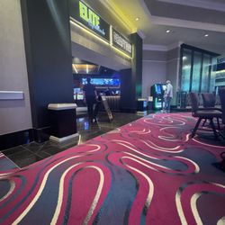 Draft Day Sports Lounge