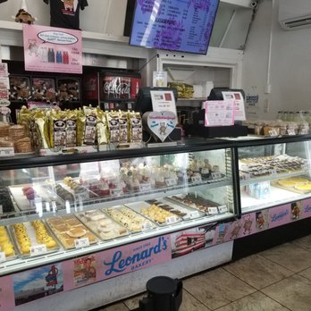 Leonard's Bakery - Bakeries Near Me - Honolulu, Hawaii Leonard's Bakery - Bakeries Near Me - Honolulu, Hawaii