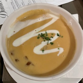 Basalt - Lobster bisque - New American Near Me - Honolulu, Hawaii