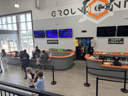 Ground Control Trampoline Park by null