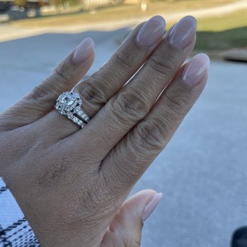 AURA Nail Bar - Acrylic with powder - Waxing Near Me - Dallas, Texas