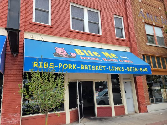 Bite Me BBQ by null