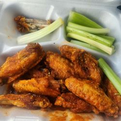 Wings Hut - 10 pc wings combo, no fries