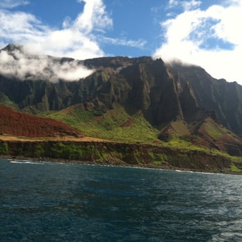 Na Pali Catamaran - Boat Charters Near Me - Hanalei, Hawaii