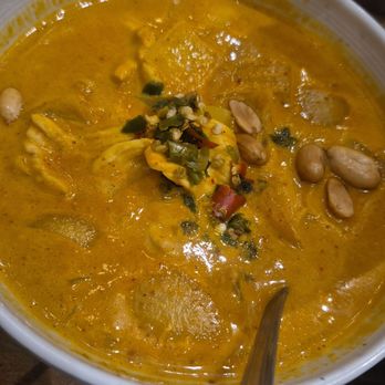 Block 9 Thai Street Eats - Chicken Curry - Thai Near Me - Henderson, Nevada