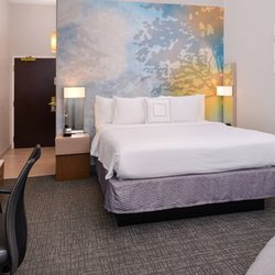Courtyard by Marriott Beaumont