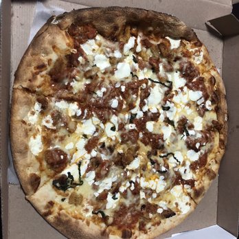 Nino's Pizzeria - Large chicken parmigiana pizza - Pizza Near Me - Uncasville, Connecticut Nino's Pizzeria - Large chicken parmigiana pizza - Pizza Near Me - Uncasville, Connecticut