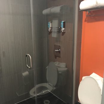 Aloft by Marriott Miami - Brickell - Room 1306 bathroom - Hotels Near Me - Miami, Florida Aloft by Marriott Miami - Brickell - Room 1306 bathroom - Hotels Near Me - Miami, Florida