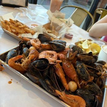 Corn N' Crab - Cajun/Creole Near Me - Canoga Park, California Corn N' Crab - Cajun/Creole Near Me - Canoga Park, California