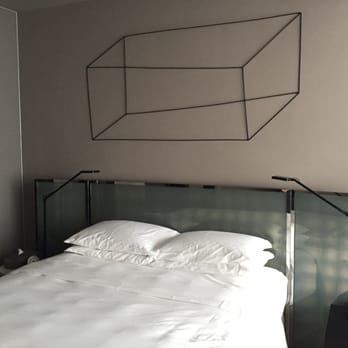 99 Bonham - Comfy bed - Hotels Near Me - Hong Kong, HK