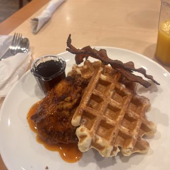 Sun Garden Cafe - Mississippi Queen - Breakfast & Brunch Near Me - Sarasota, Florida