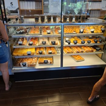 Ted's Bakery - Fresh baked goods right when you walk in - Bakeries Near Me - Haleiwa, Hawaii