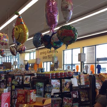 Safeway - Aisle #4 is 15 items or less. Aisle #8 is the only other lane open in the store at noon on a sunday. - Grocery Near Me - Alameda, California Safeway - Aisle #4 is 15 items or less. Aisle #8 is the only other lane open in the store at noon on a sunday. - Grocery Near Me - Alameda, California