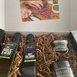 Lifetime Kitchen - Herb and garlic oil