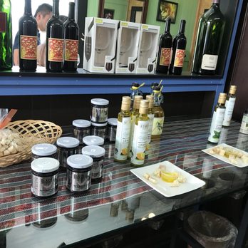 Scott Harvey Wines - Vinegar and olive oil tasting! - Wineries Near Me - Sutter Creek, California