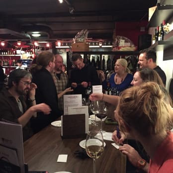 Veeno Manchester - Wine Bars Near Me - Manchester, XGM Veeno Manchester - Wine Bars Near Me - Manchester, XGM