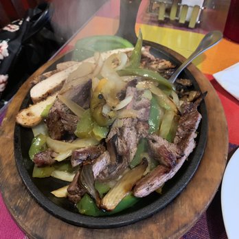 Don Burrito - Chicken and steak fajitas - Mexican Near Me - Miami, Florida